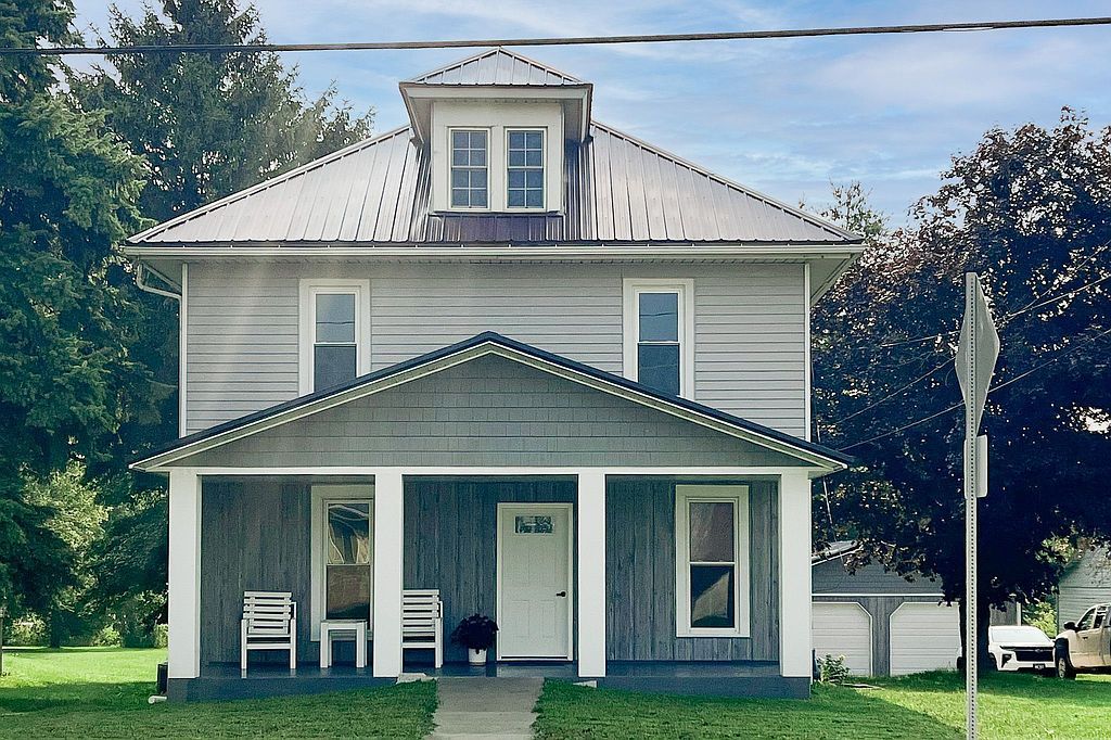 312 Commercial St - Property Image