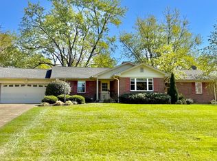 8604 Ridgecrest Dr, West Chester, OH 45069