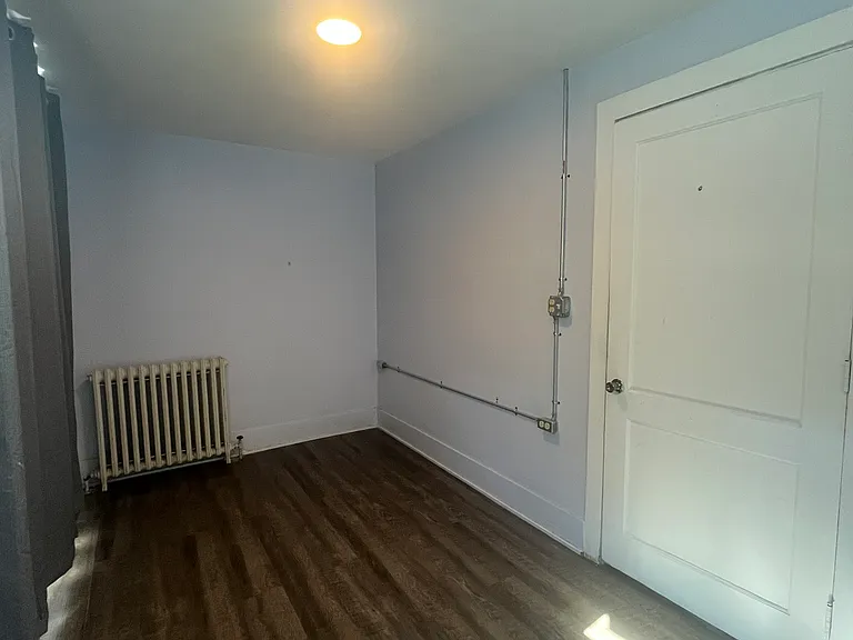 223 N 8th St #2 — Photo 25