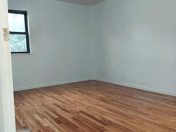 4th image of 14100 56th Ave Floor 3
