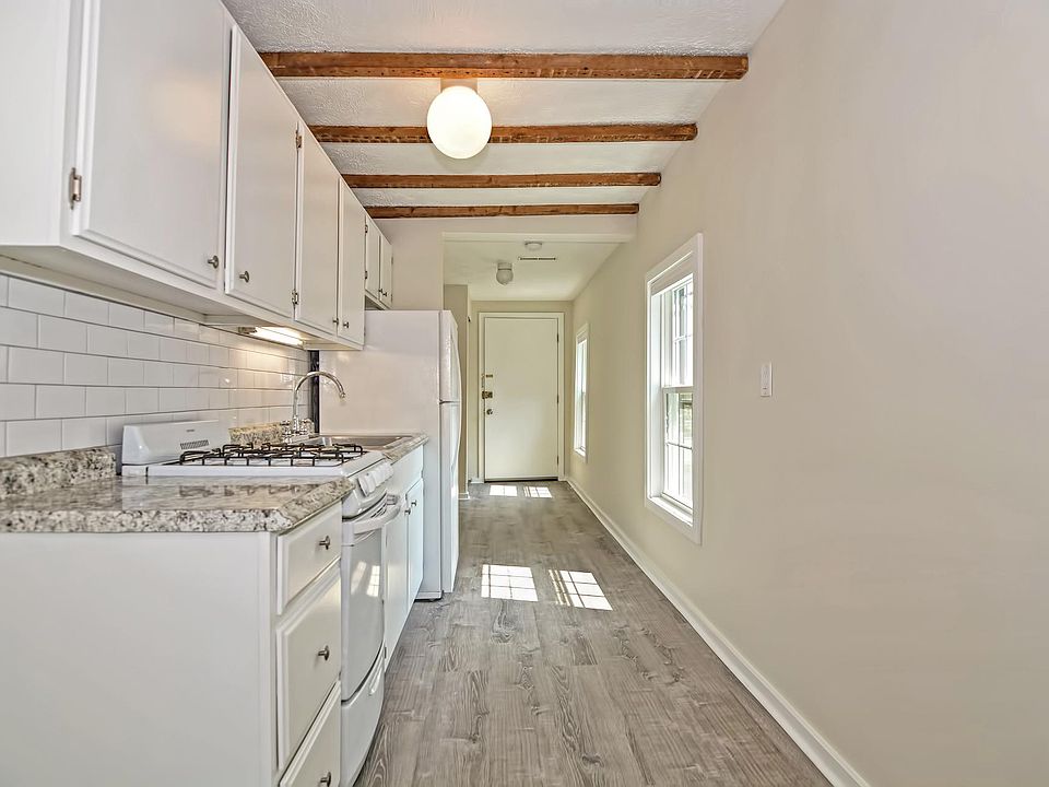1st image of 524 Central Ave APT 2