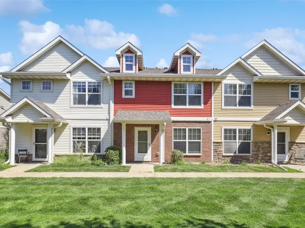 10018 Agate Ln, Johnston, IA 50131