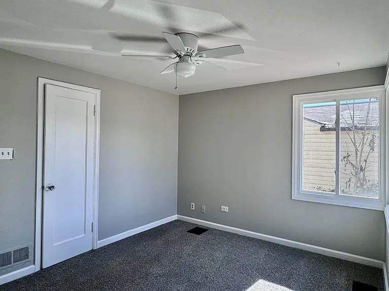 914 Galena St — Photo 8