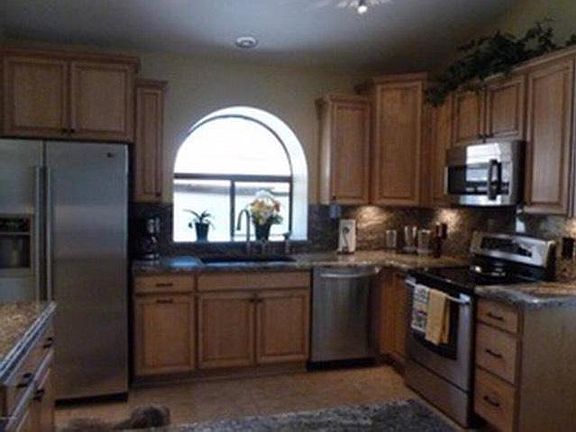 5th image of 3631 E Summerhaven Dr