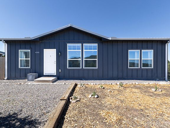 3rd image of 4585 La Madera Rd
