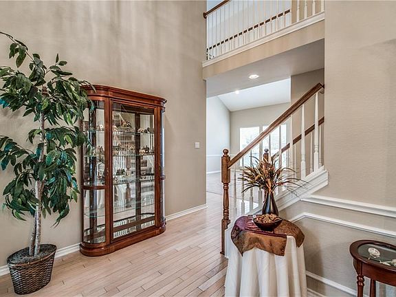 3rd image of 5400 Lebeau Ln