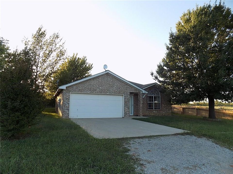 1st image of 210 Salt Creek Dr