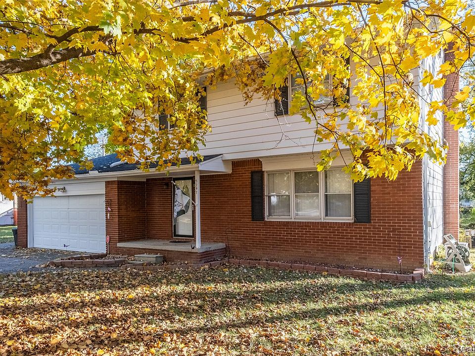 1st image of 5297 Oaktree Dr
