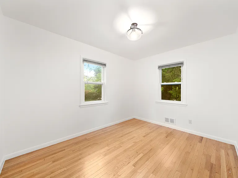 85 Serpentine Rd — Photo 16