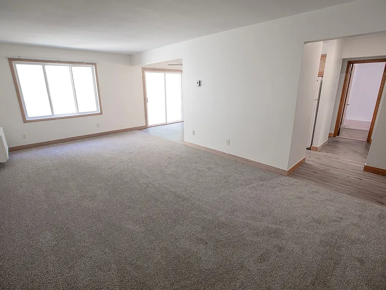 1955 Old Shakopee Rd W — Photo 11