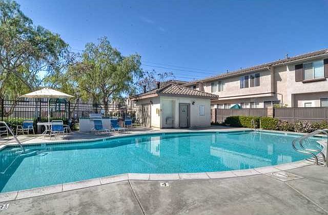 1st image of 10868 Ivy Hill Dr Unit 6
