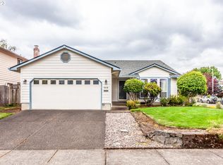 7478 SE Hacienda St, Hillsboro, OR 97123
