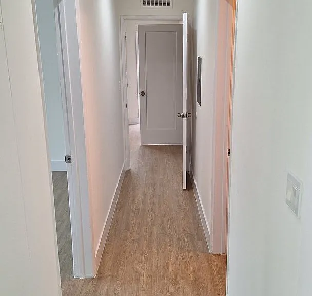 336 S Norton Ave #204 — Photo 11