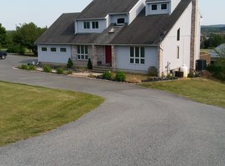 7180 Herber Rd, New Tripoli, PA 18066