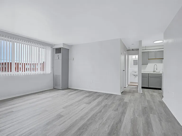 Glebe House Apartments — Photo 10