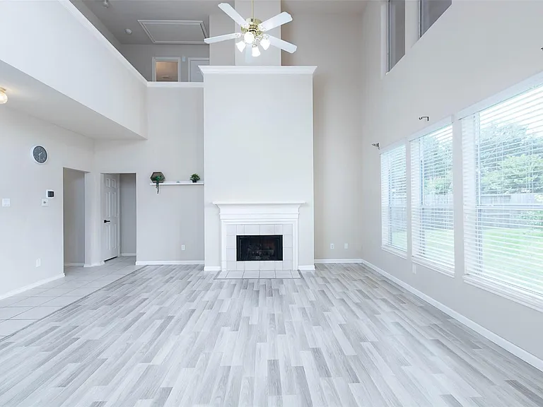 21418 Grand Hollow Ln — Photo 15