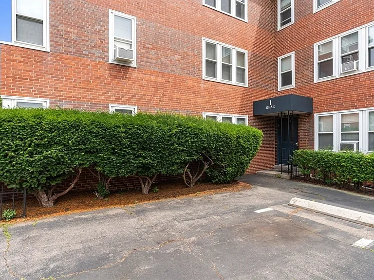 1 Twomey Ct #43 — Photo 18