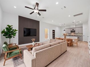 2217 Lee St, Houston, TX 77026