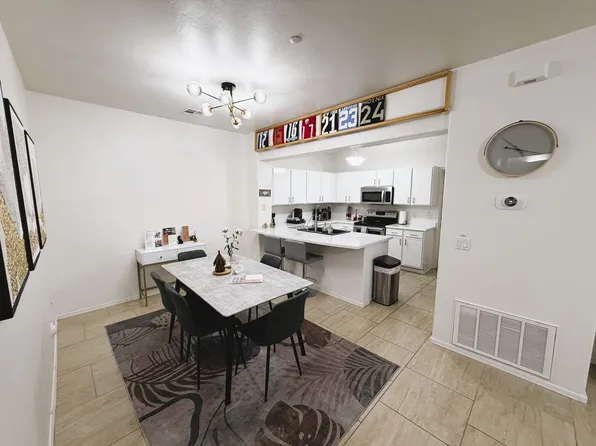 805 S Sycamore St #108, Mesa, AZ 85202