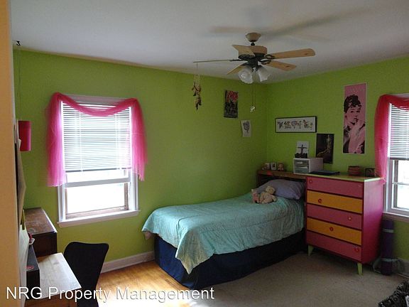 4th image of 6426 Girard Ave S