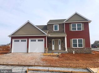 100 Stoneybrook Ln, Elizabethtown, PA 17022