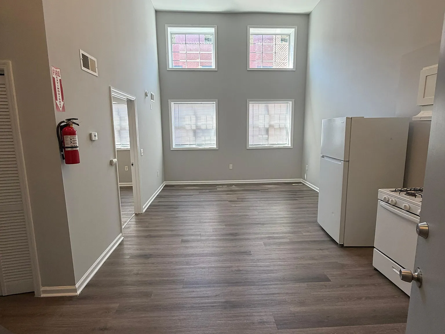 2 bed, $2,209 — Photo 3