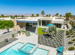 586 Polaris Ct, Palm Springs, CA 92264