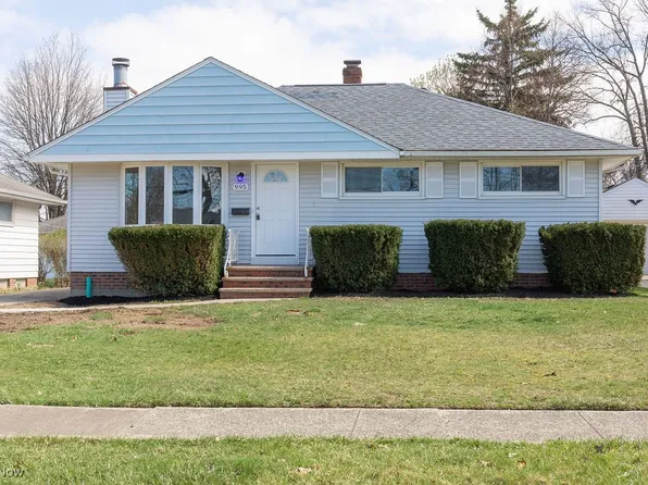 995 Bryn Mawr Ave, Wickliffe, OH 44092