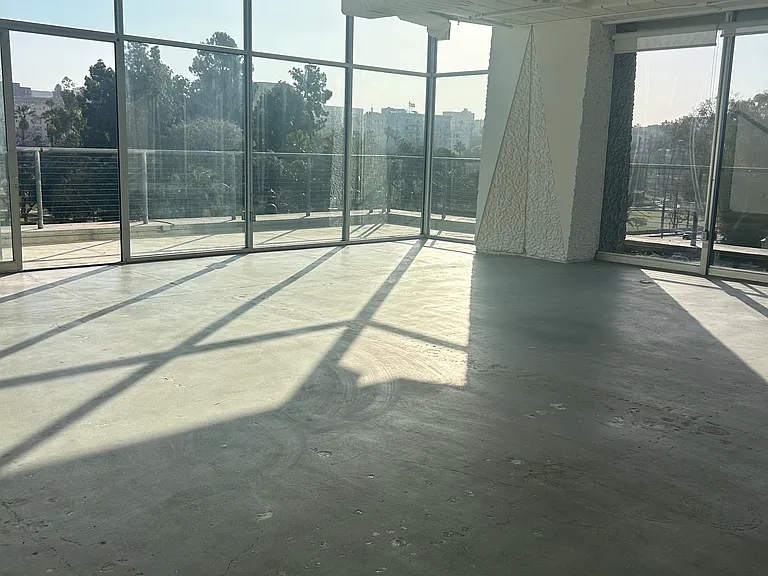 2404 Wilshire Blvd #4F — Photo 3