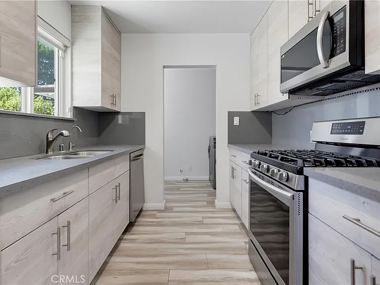 8740 Paso Robles Ave — Photo 11