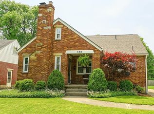 442 Orchard Dr, Oakwood, OH 45419