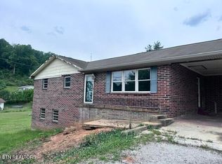 113 Smith Ln, Harriman, TN 37748