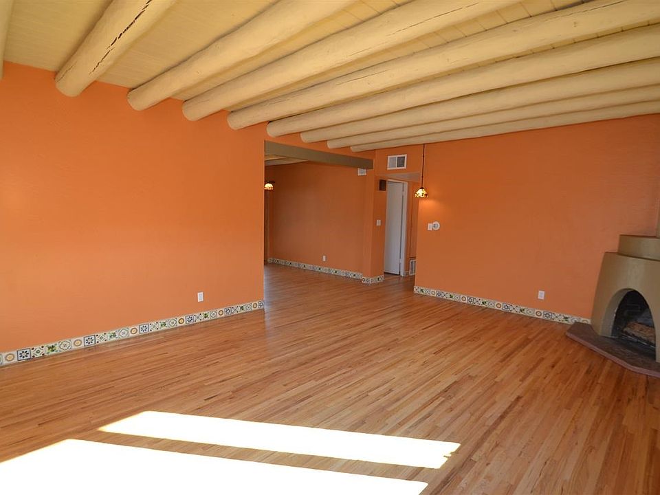 1st image of 143 Sombrio Dr