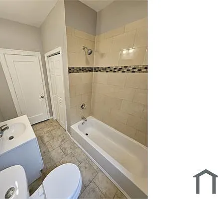 6136 S Richmond St — Photo 9