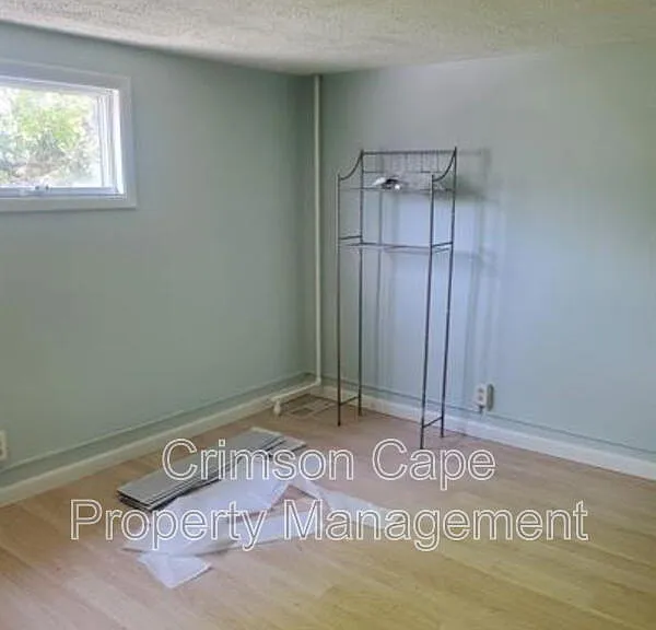108 Grove St #1 — Photo 8