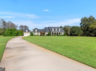 1017 Chattahoochee Dr, Bonaire, GA 31005