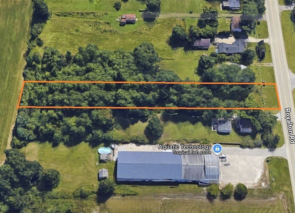 2nd image of 26936 Royalton Rd