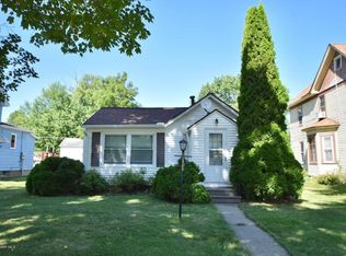 432 1st Ave, Wanamingo, MN 55983