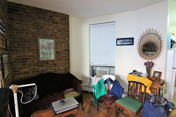 Rented by JK Dansar Corp | media 12