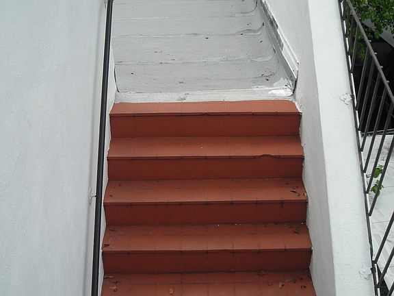 2nd image of 4310 NE 2nd Ave