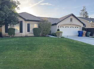 1207 Elk River Ct, Bakersfield, CA 93311