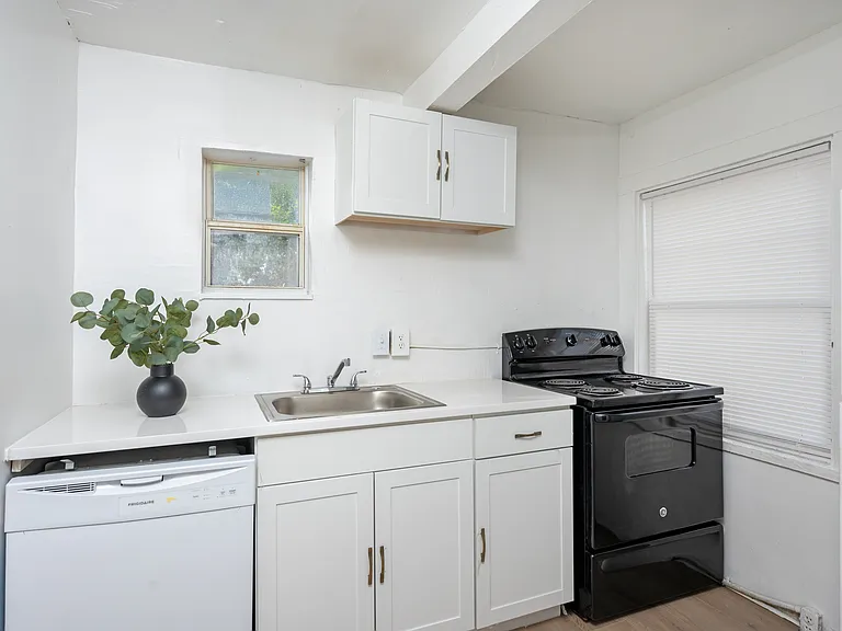 1701 14th St S #1 — Photo 10