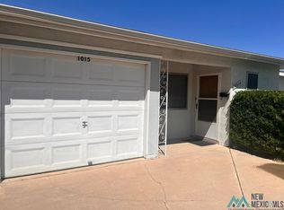 1015 Sandia St, Carlsbad, NM 88220