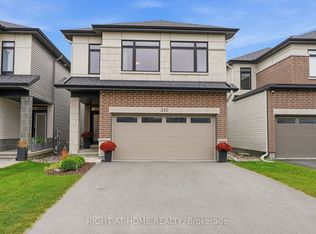 310 Chamomile Way, Ottawa, ON K1T0X1