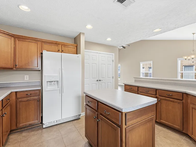 395 Devon Chase Hl #1004 — Photo 14