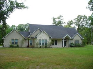 651 Rains Rd, Huntington, TX 75949