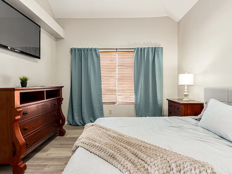 1001 N Pasadena St #50 — Photo 12