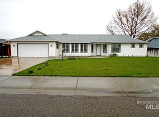 3100 W Gemstone Dr, Meridian, ID 83646