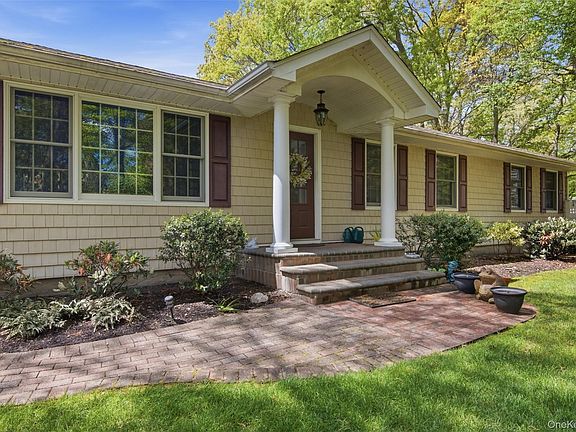 3rd image of 28 King Arthurs Court