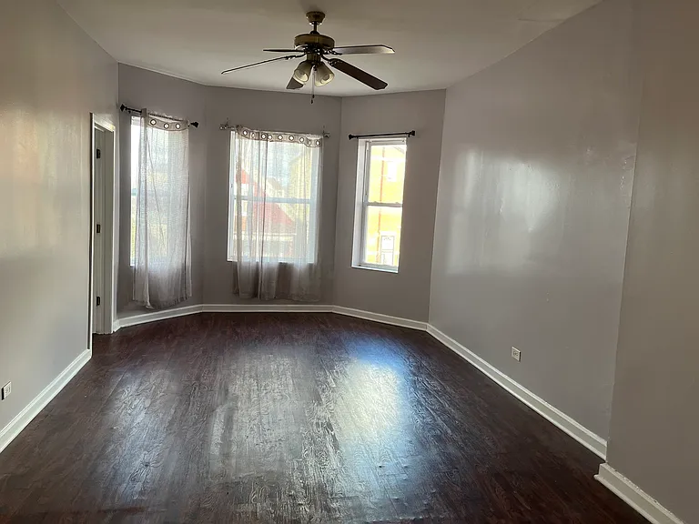 3057 W Flournoy St #2 — Photo 4
